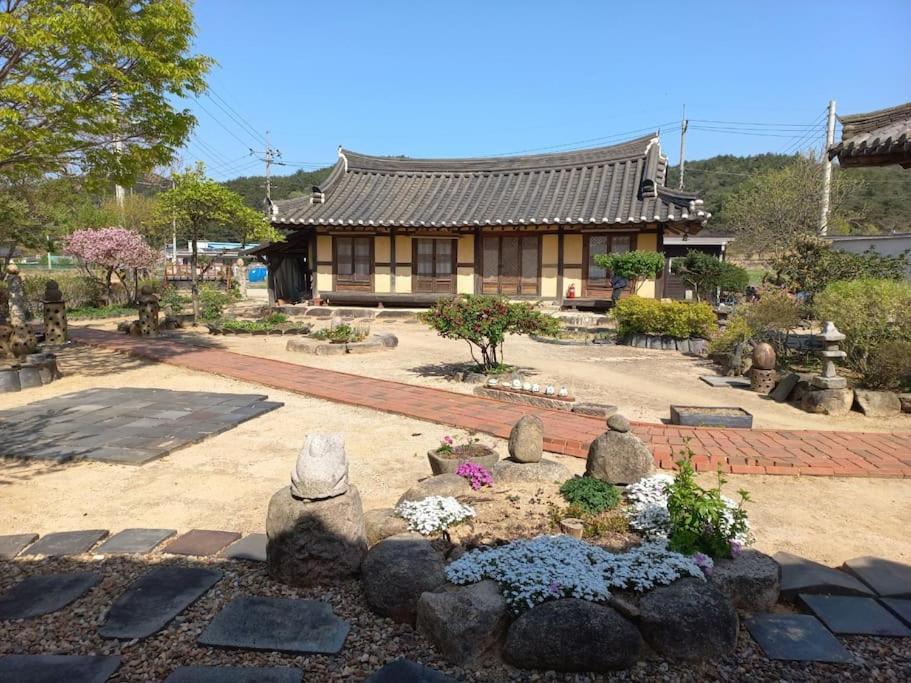 Yasun Gallery Gyeongju Extérieur photo
